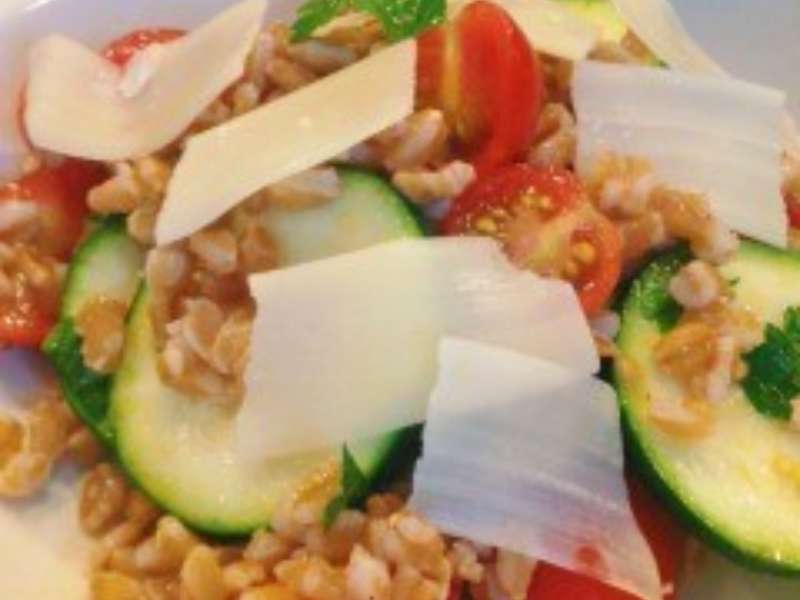 Farro Salad with Cherry Tomatoes and Zucchini